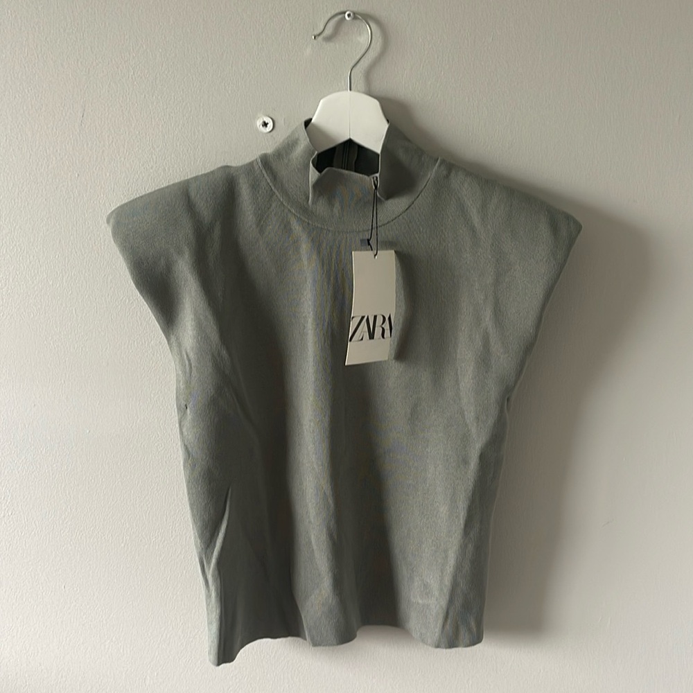Zara shoulder top